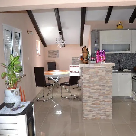 Apartments Marica Апартаменты *